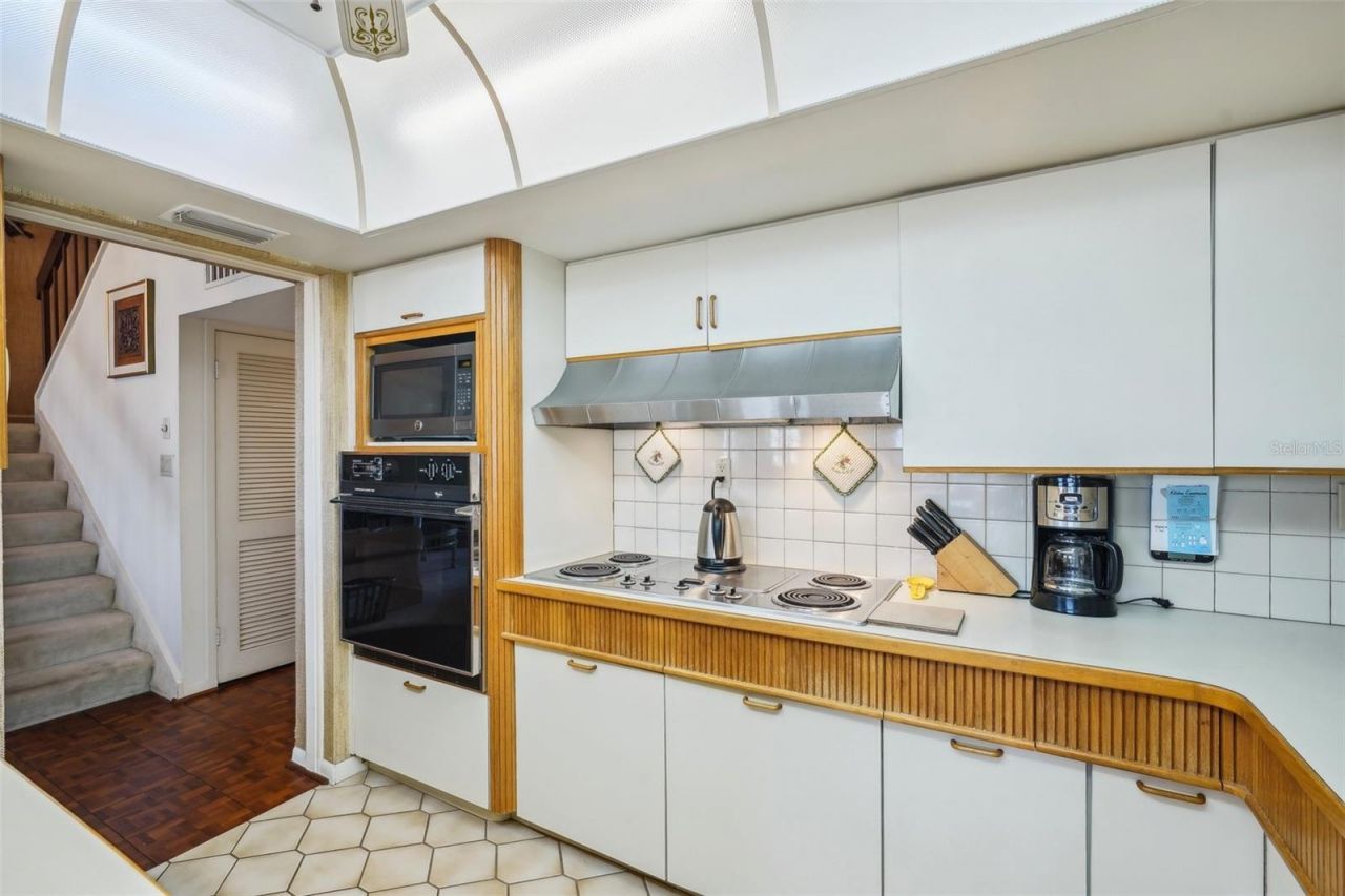 7400 Sun Island Drive S, Unit 802, South Pasadena, FL 33707 Photo