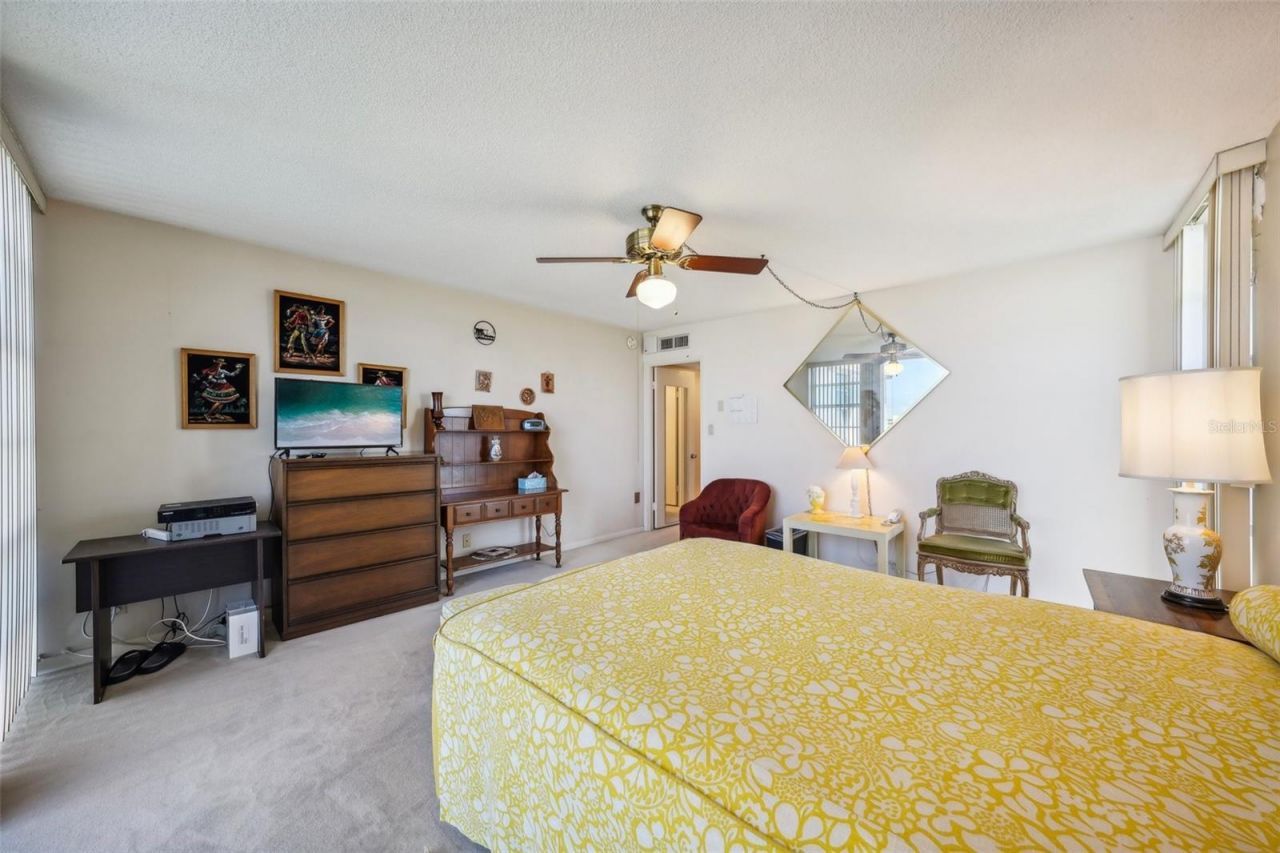 7400 Sun Island Drive S, Unit 802, South Pasadena, FL 33707 Photo