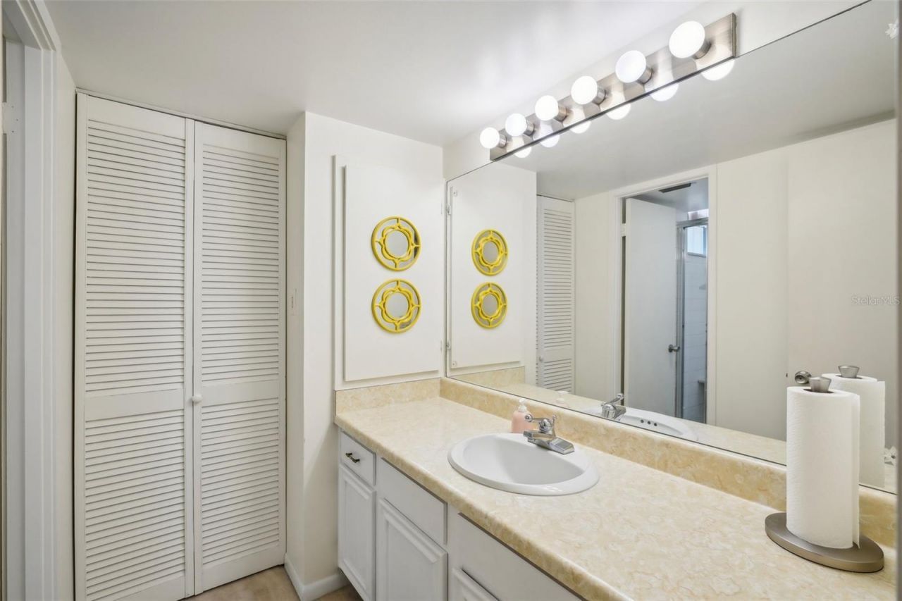 7400 Sun Island Drive S, Unit 802, South Pasadena, FL 33707 Photo