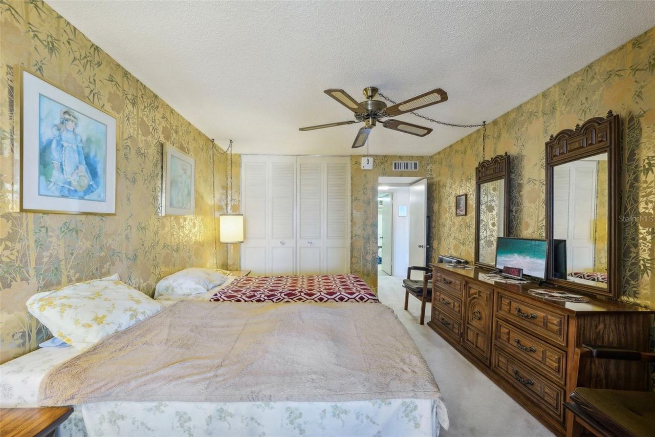 7400 Sun Island Drive S, Unit 802, South Pasadena, FL 33707 Photo
