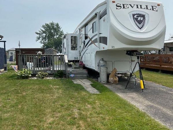 3675 Michigan Avenue E, Au Gres, MI 48703