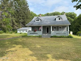 576 County Highway 102 Gloversville, NY 12078