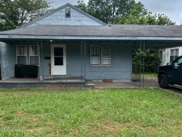 520 Coleman Street, Sikeston, MO 63801