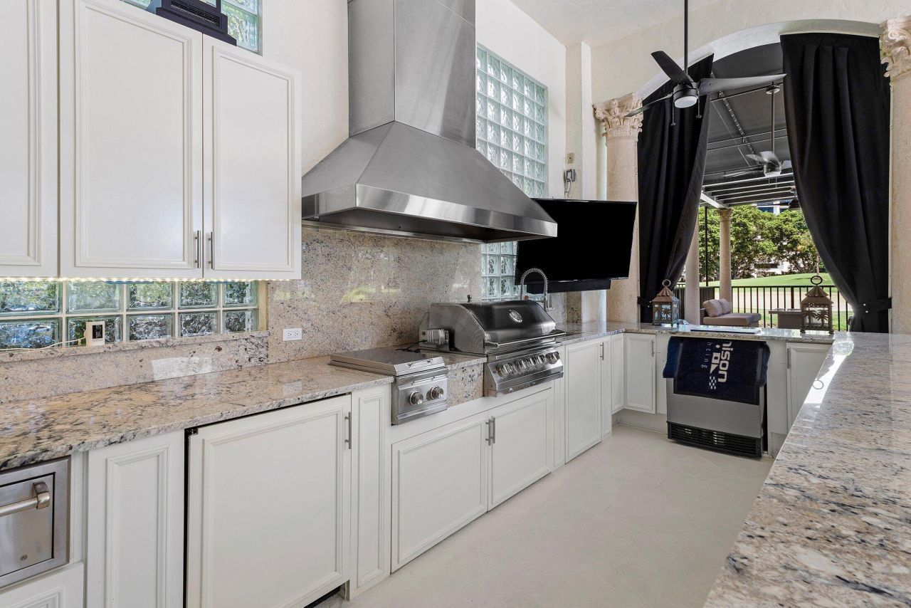 319 Mizner Lake Estates Drive, Boca Raton, FL 33432 Photo