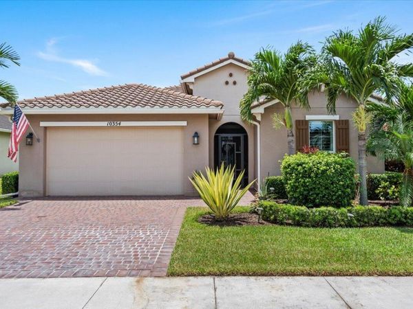 10354 SW Ligustrum Drive, Port Saint Lucie, FL 34987