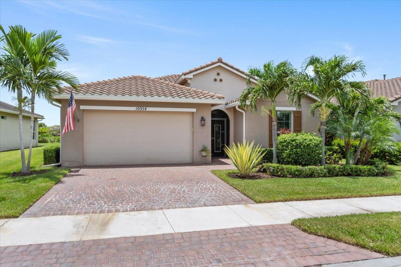 10354 SW Ligustrum Drive, Port Saint Lucie, FL 34987 Photo