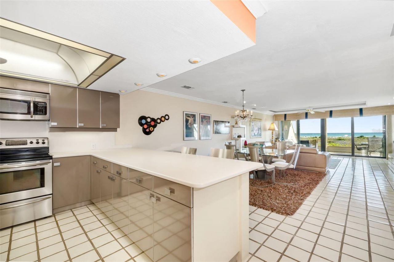 546a Beach Road, Unit A544, Sarasota, FL 34242 Photo