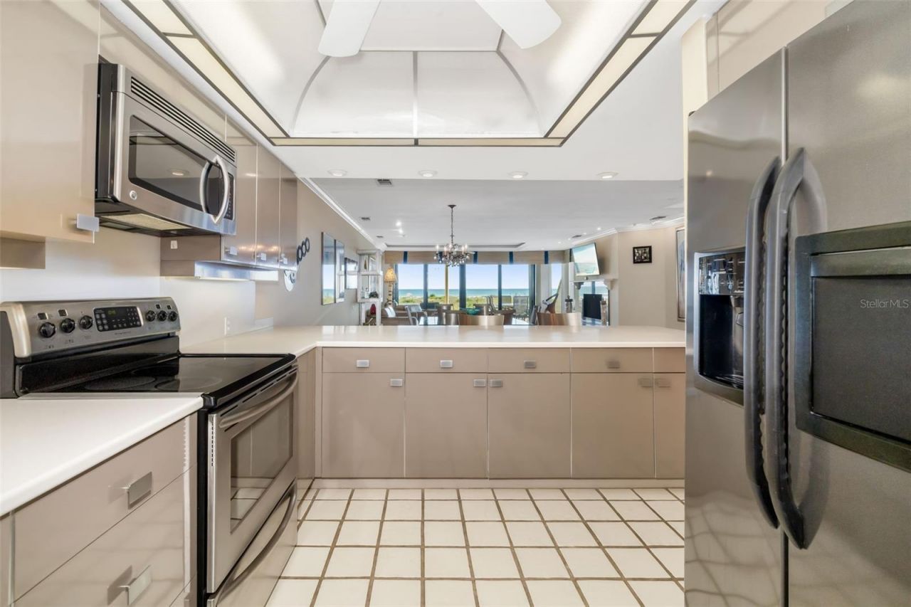 546a Beach Road, Unit A544, Sarasota, FL 34242 Photo