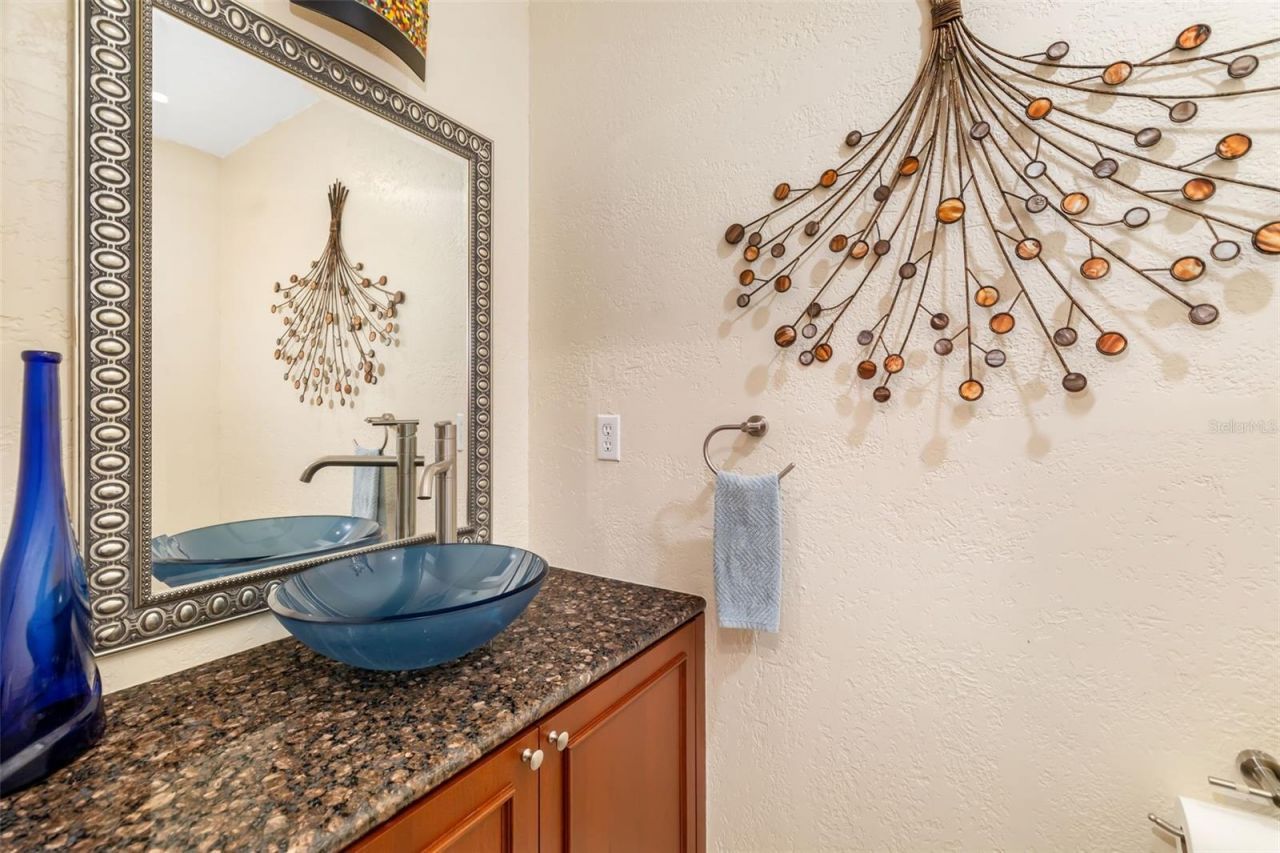 546a Beach Road, Unit A544, Sarasota, FL 34242 Photo