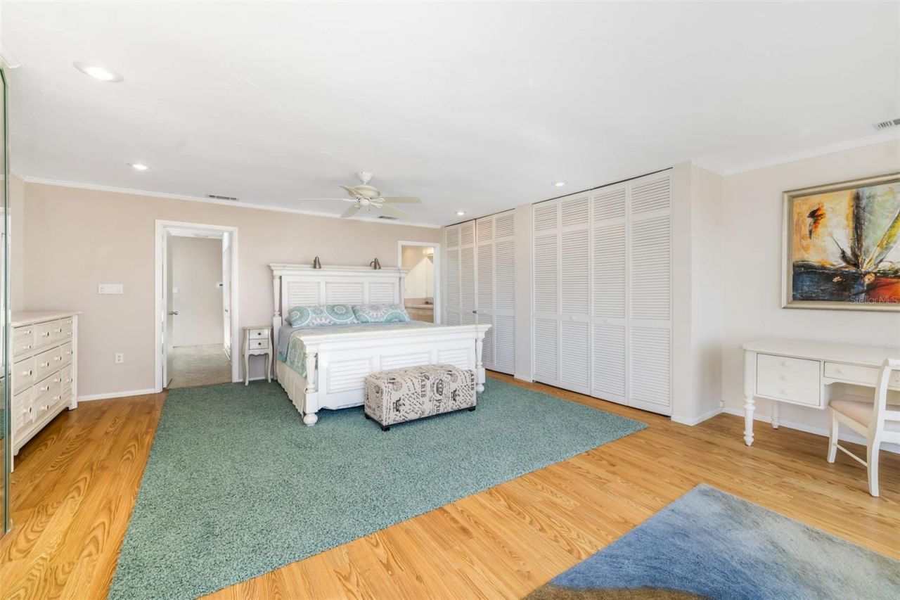 546a Beach Road, Unit A544, Sarasota, FL 34242 Photo