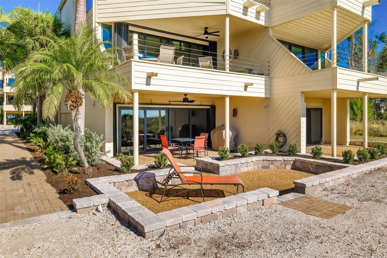 546a Beach Road, Unit A544, Sarasota, FL 34242 Photo