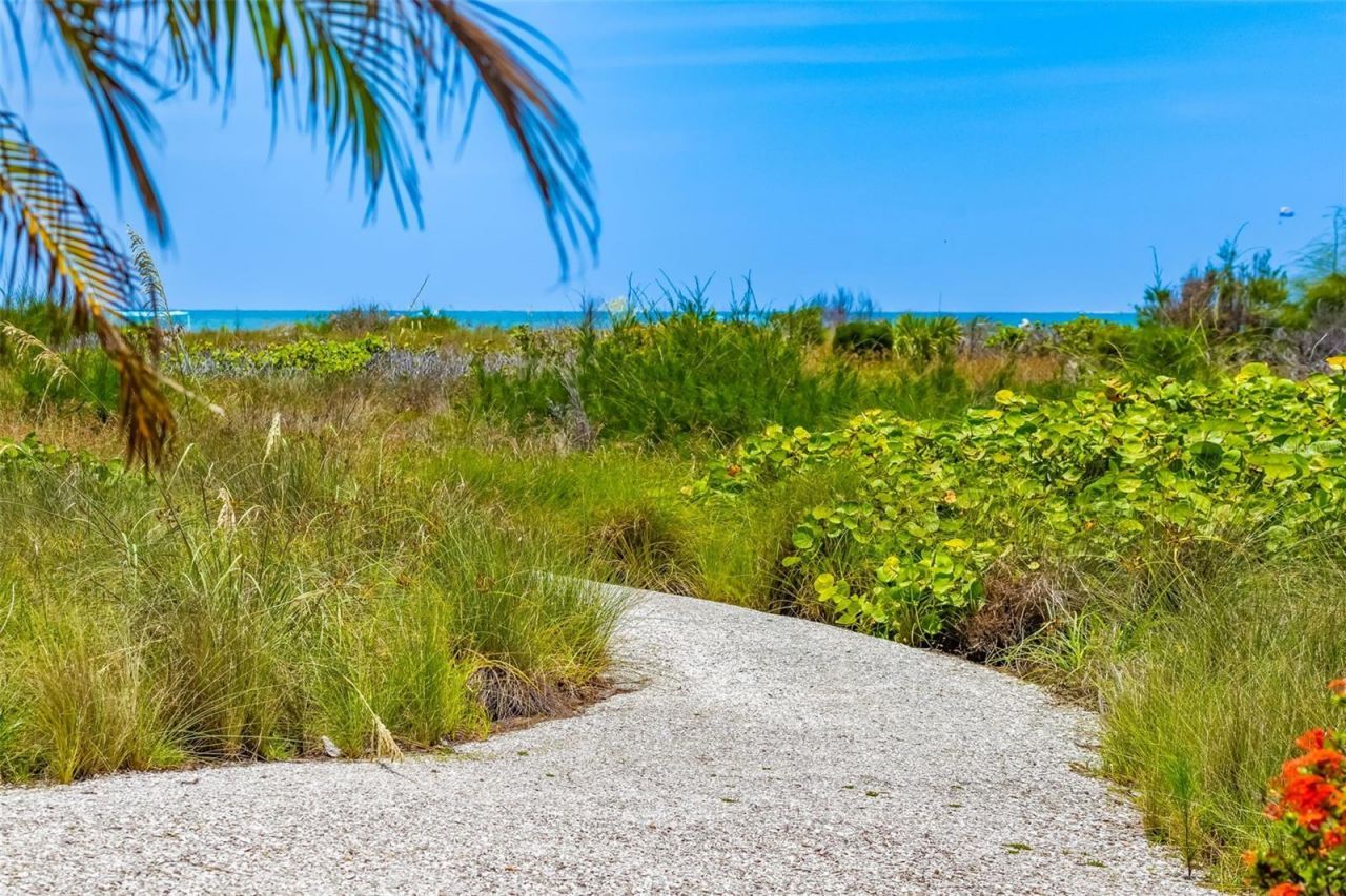 546a Beach Road, Unit A544, Sarasota, FL 34242 Photo