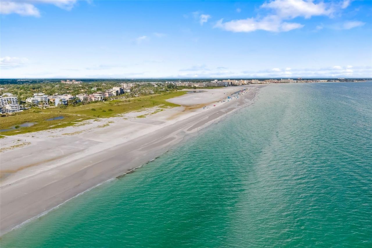 546a Beach Road, Unit A544, Sarasota, FL 34242 Photo