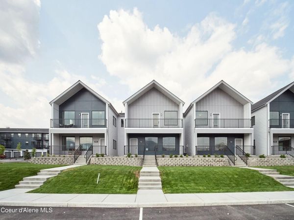 953 E RAILROAD AVE, Post Falls, ID 83854