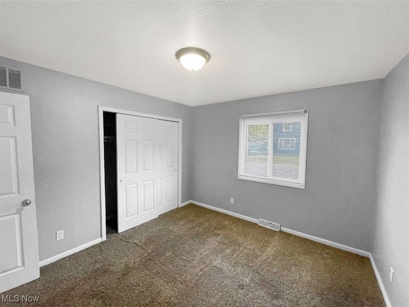 1330 W Waterloo Road, Akron, OH 44314 Photo 18