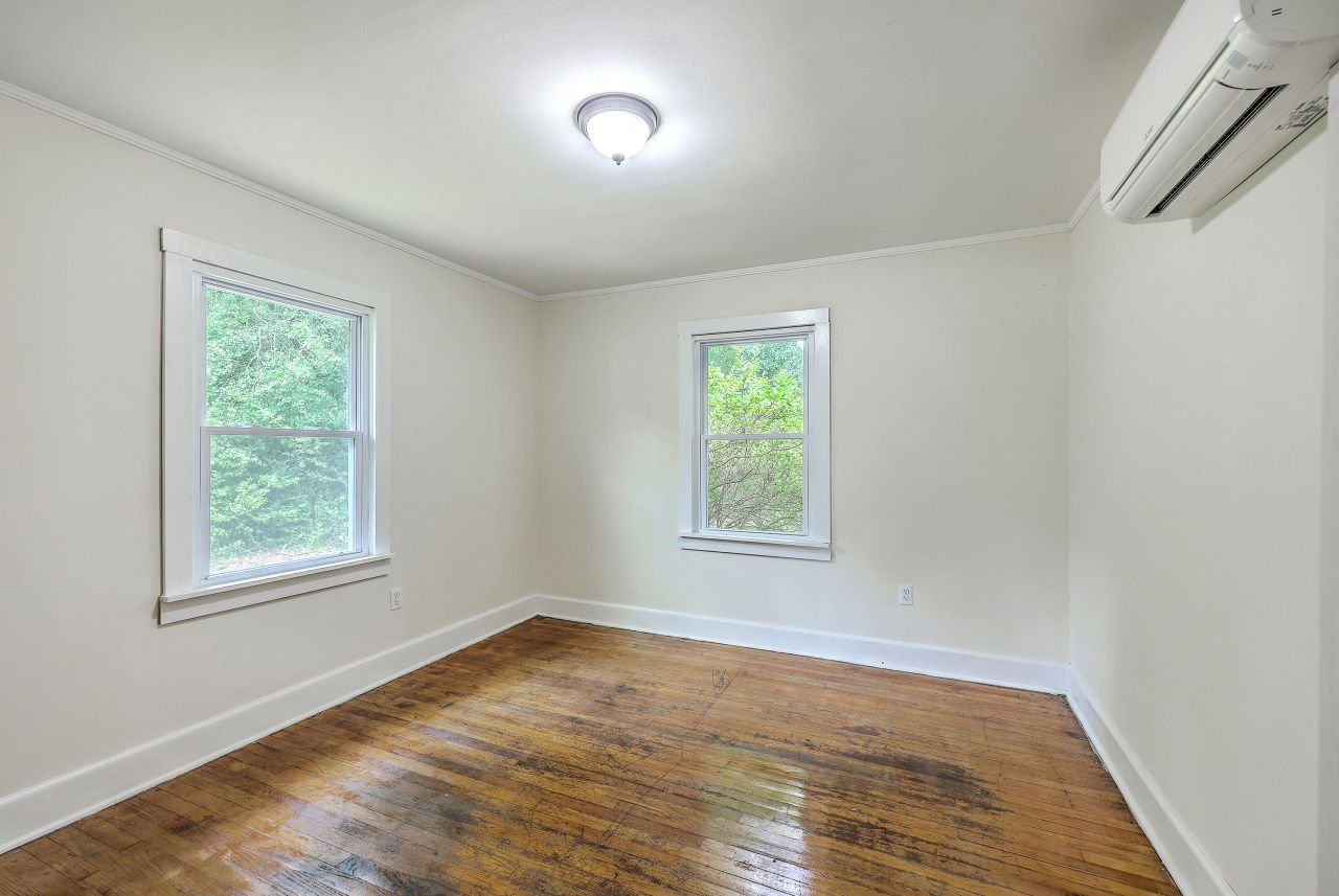 1482 Bells Highway Photo 15