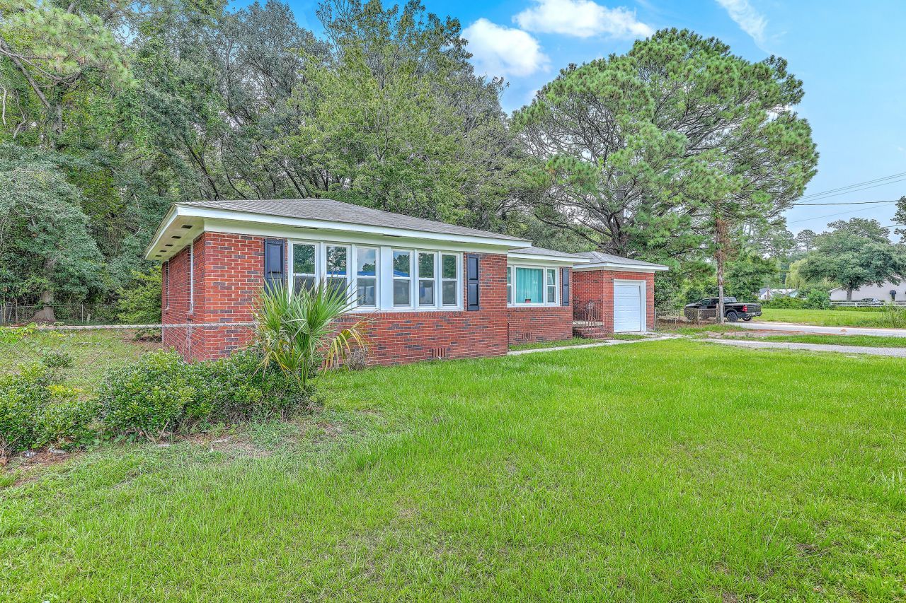 1482 Bells Highway Photo 36