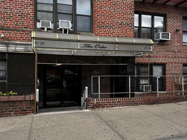 87-20 175th Street, Unit 6-J, Jamaica, NY 11432