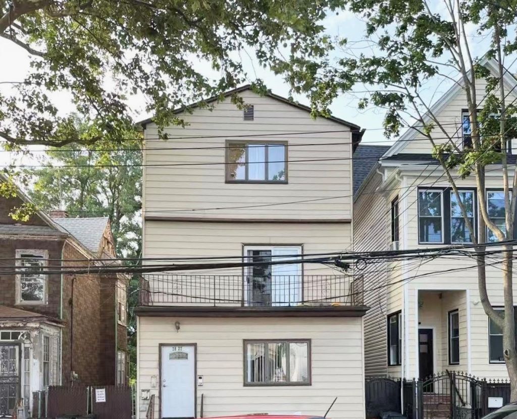 78-27 90th Avenue, Woodhaven, NY 11421 Main Photo
