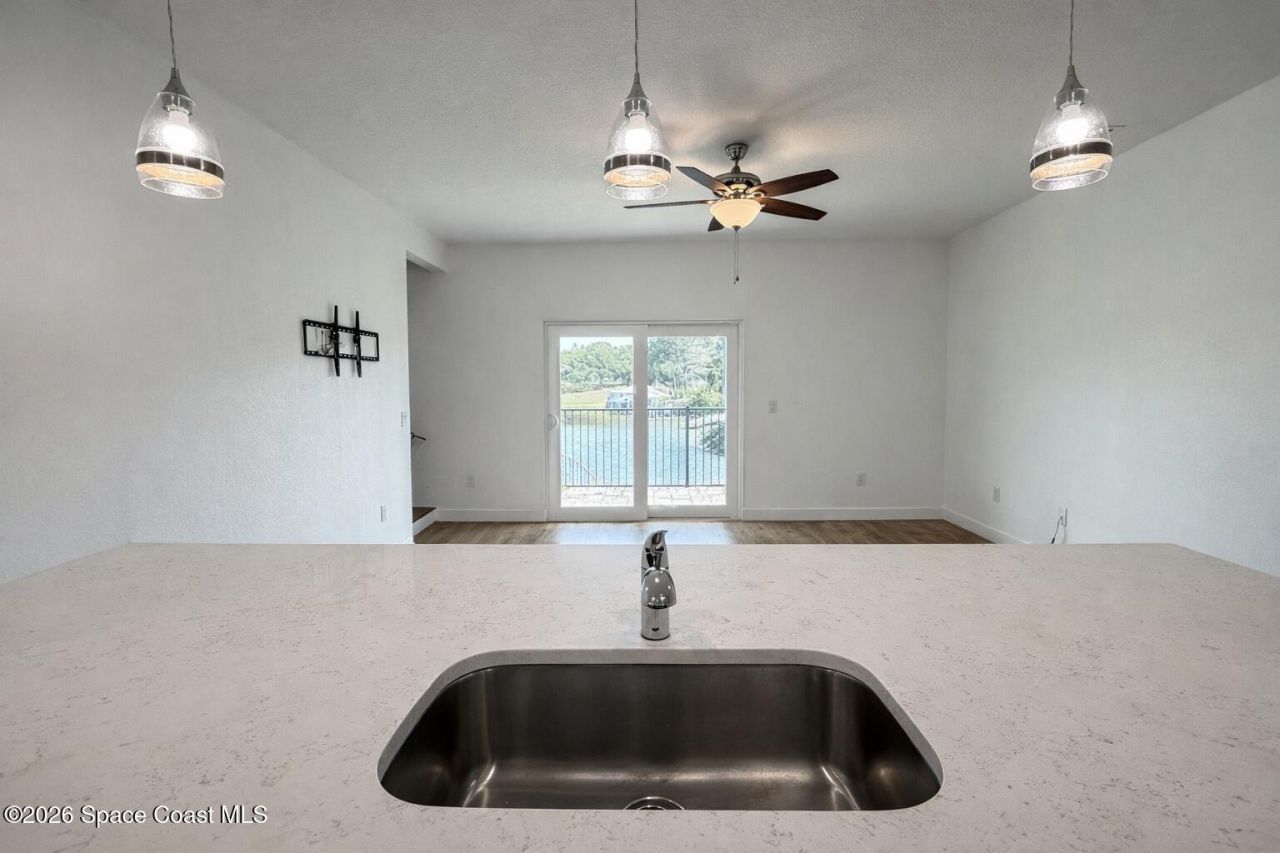 913 Paddleboard Court, Melbourne, FL 32935 Photo