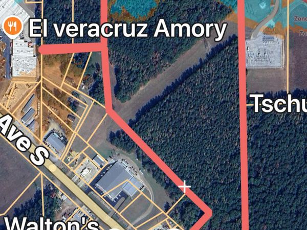 Glenn Dr., Amory, MS 38821