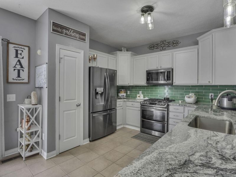 7913 Birch Creek Drive, Blacklick, OH 43004 Photo 12