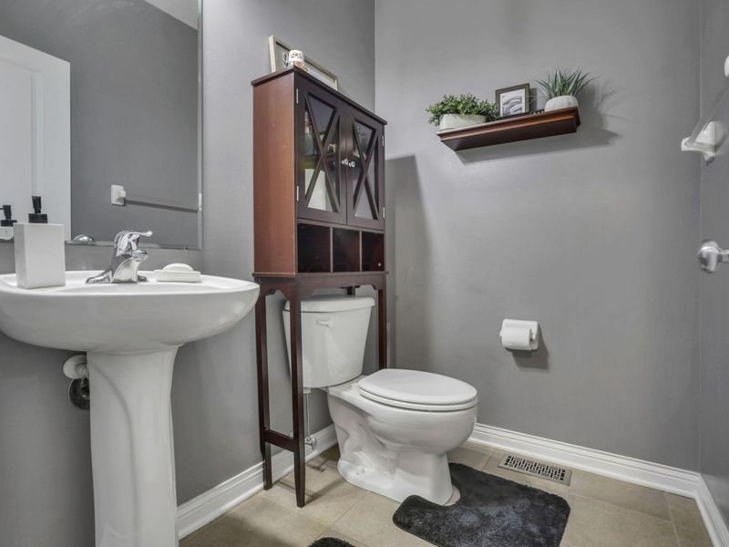 7913 Birch Creek Drive, Blacklick, OH 43004 Photo 13