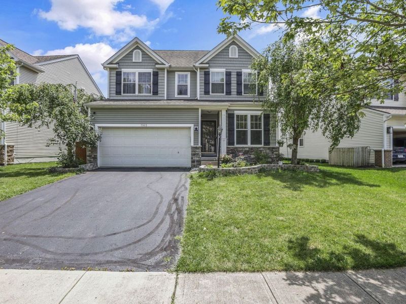 7913 Birch Creek Drive, Blacklick, OH 43004 Photo 2