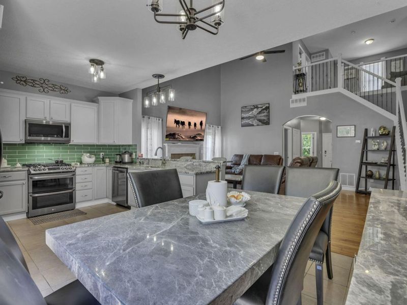 7913 Birch Creek Drive, Blacklick, OH 43004 Photo 9