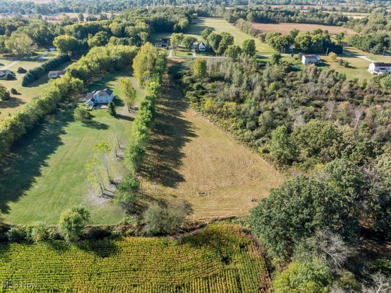 5913 Stuckey Road, Creston, OH 44217 Photo 12