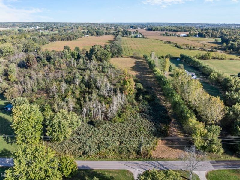 5913 Stuckey Road, Creston, OH 44217 Photo 9