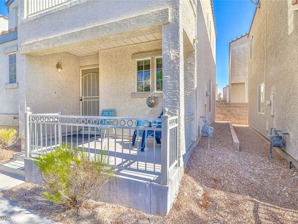 9068 Alluring Avenue, Las Vegas, NV 89149