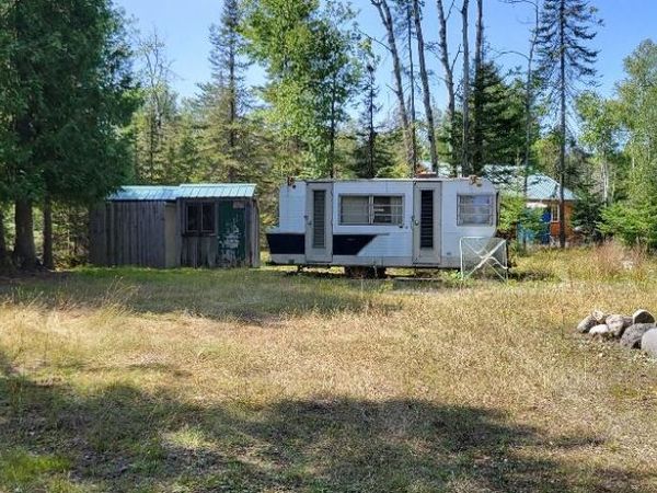1393 Florence AVE, Bois Blanc, MI 49775