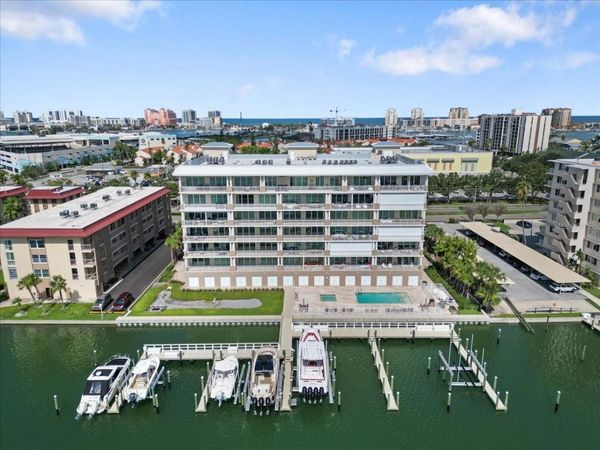 125 ISLAND WAY, Unit 403, CLEARWATER, FL 33767