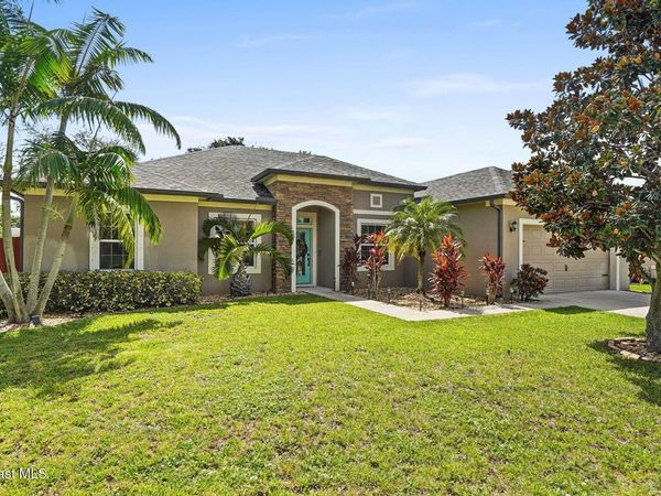 1106 Morgan Circle NE, Palm Bay, FL 32905