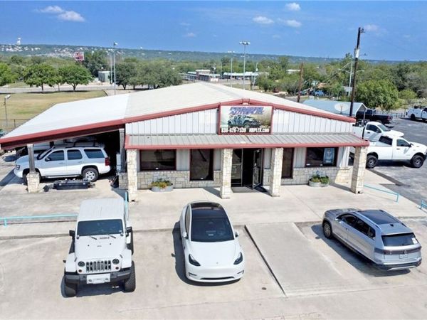 2250 S I-35 Expressway, New Braunfels, TX 78130