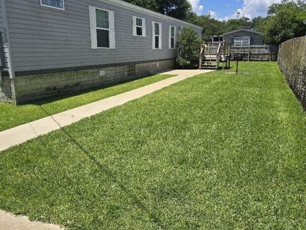 5305 Kee Memorial Dr, Pensacola, FL 32507