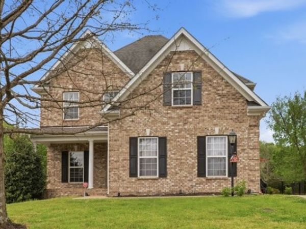 2305 Scout Dr, Rockvale, TN 37153