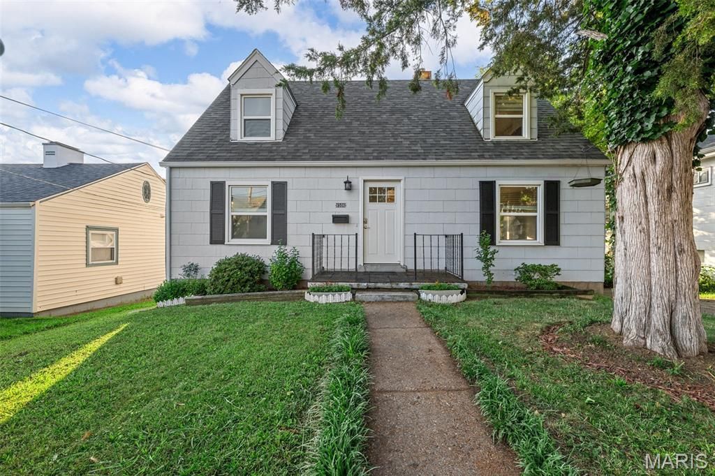 8506 Mathilda Avenue, Saint Louis, MO 63123 Main Photo