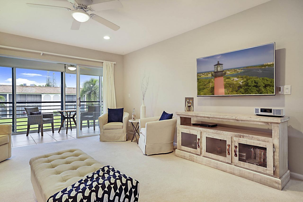 755 Saturn Street, Unit F203, Jupiter, FL 33477 Photo