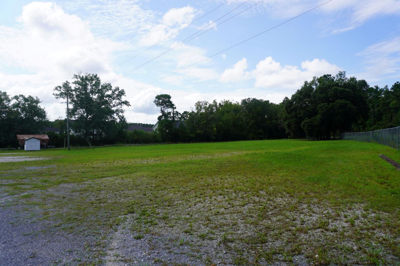 771 Brownswood Road Photo 5