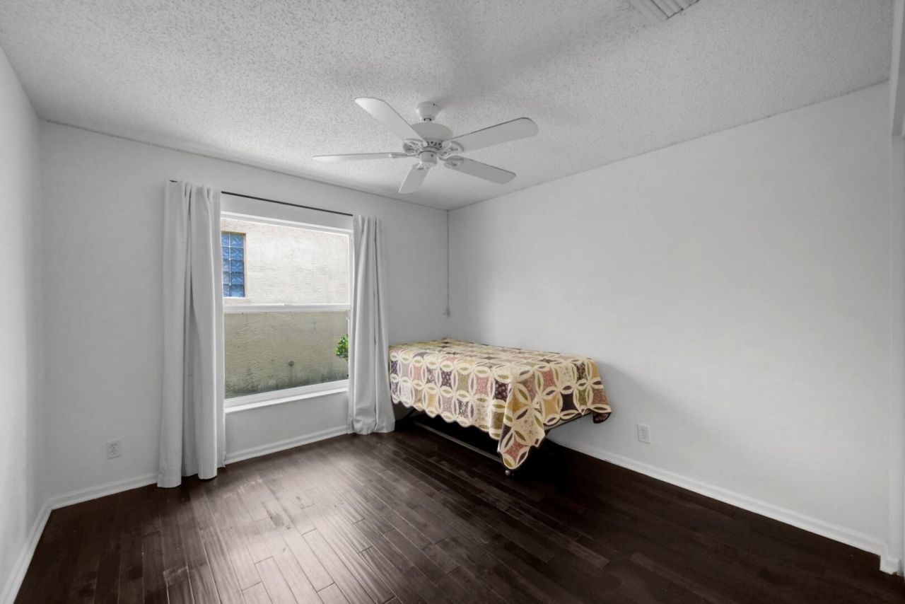 212 Kensington Way, Royal Palm Beach, FL 33414 Photo