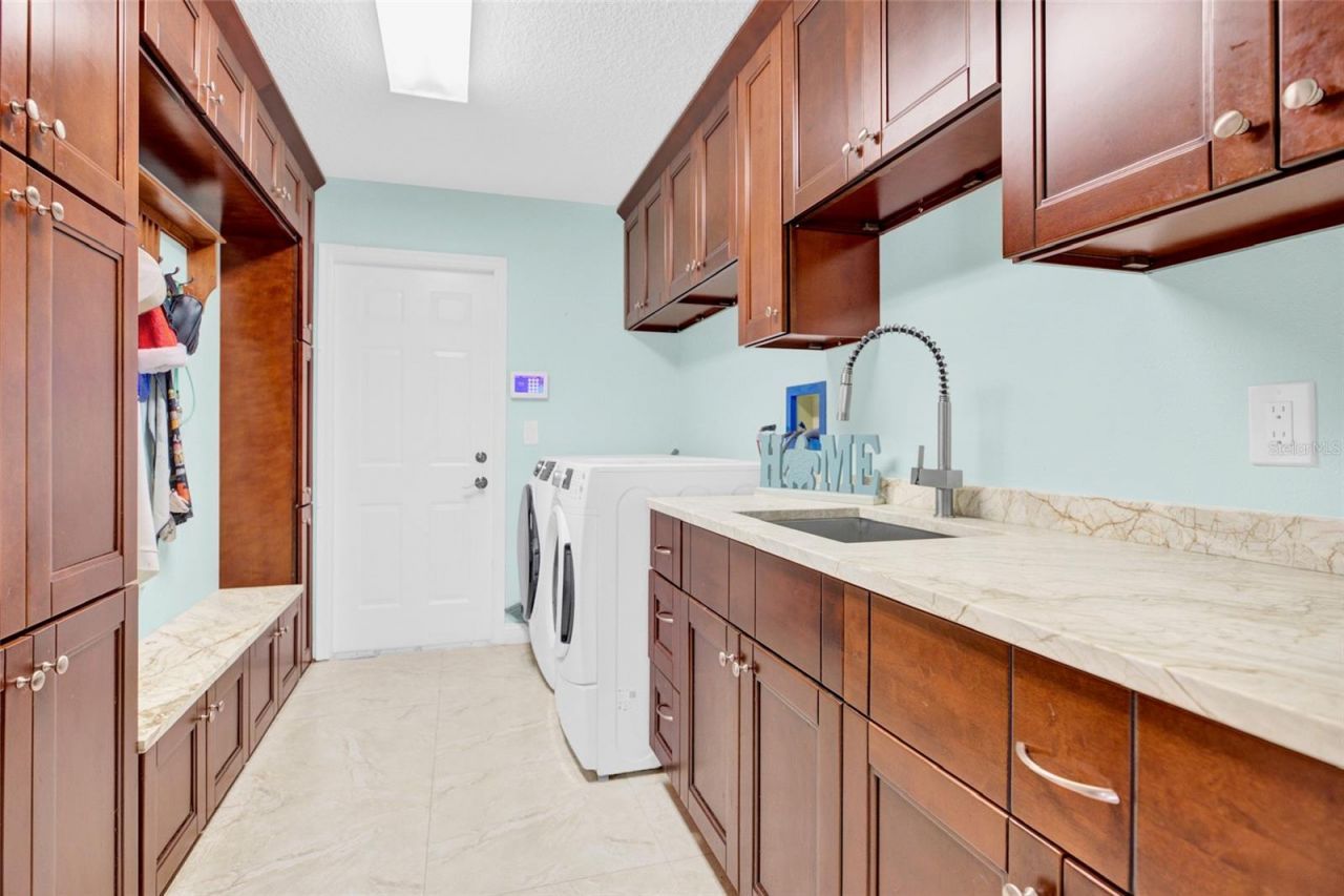 4535 Bardsdale Drive, Palm Harbor, FL 34685 Photo