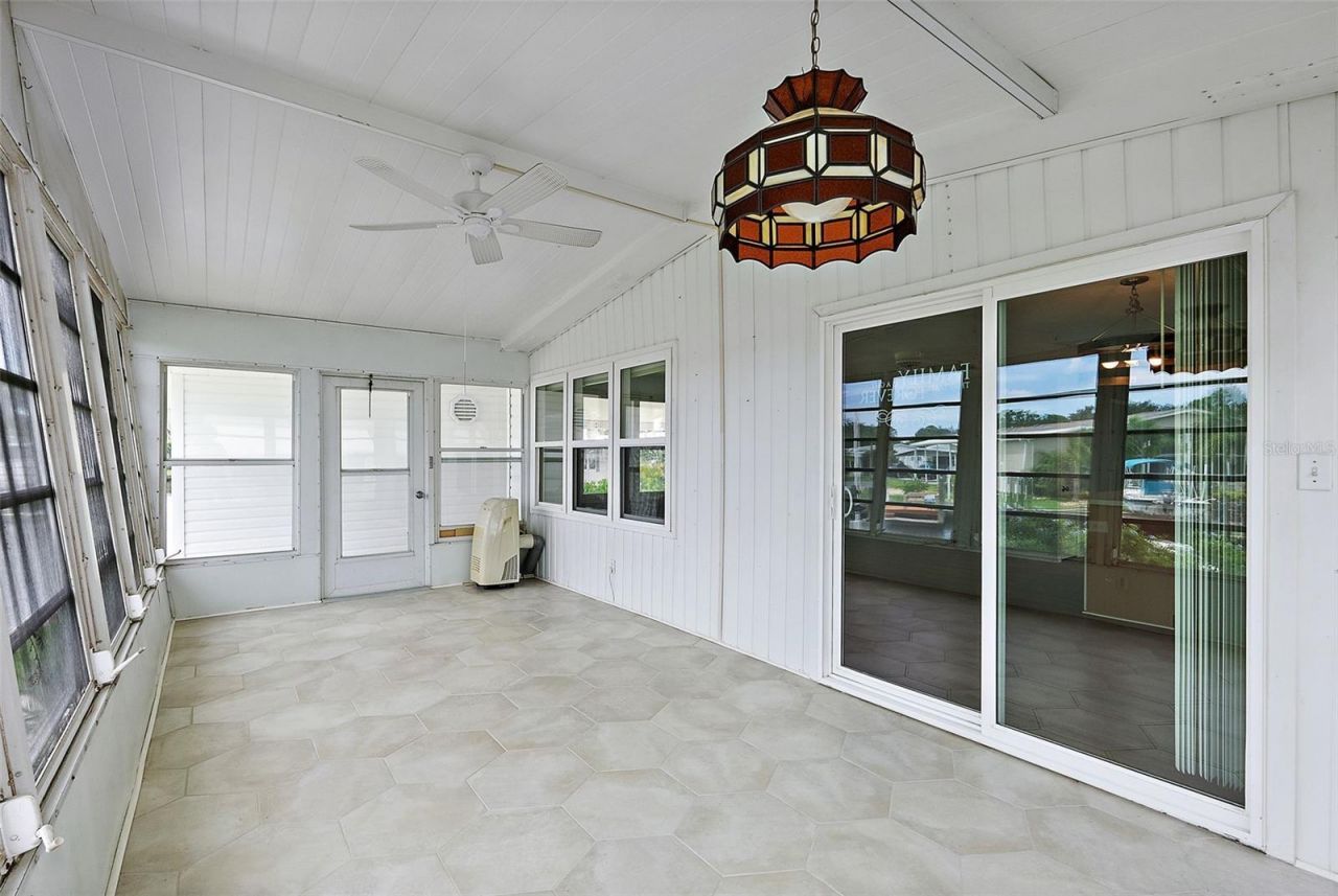 6806 Mount Quincy Drive Ne, Unit 361, Saint Petersburg, FL 33702 Photo