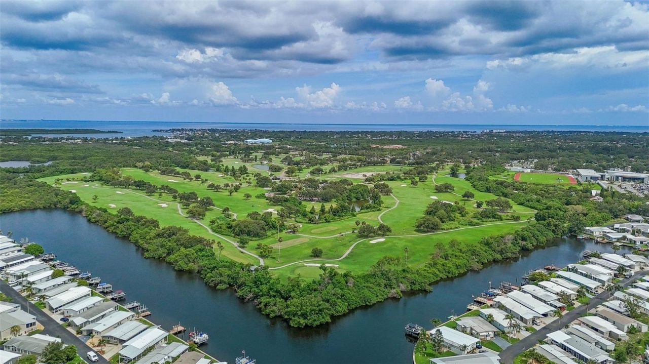 6806 Mount Quincy Drive Ne, Unit 361, Saint Petersburg, FL 33702 Photo