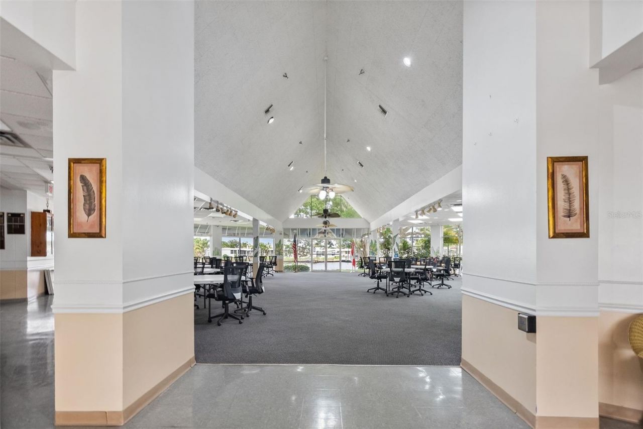 6806 Mount Quincy Drive Ne, Unit 361, Saint Petersburg, FL 33702 Photo