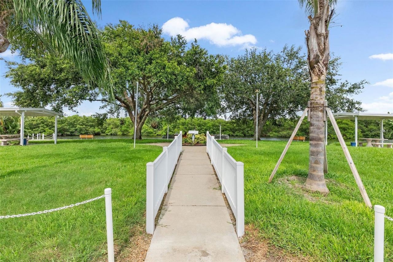 6806 Mount Quincy Drive Ne, Unit 361, Saint Petersburg, FL 33702 Photo