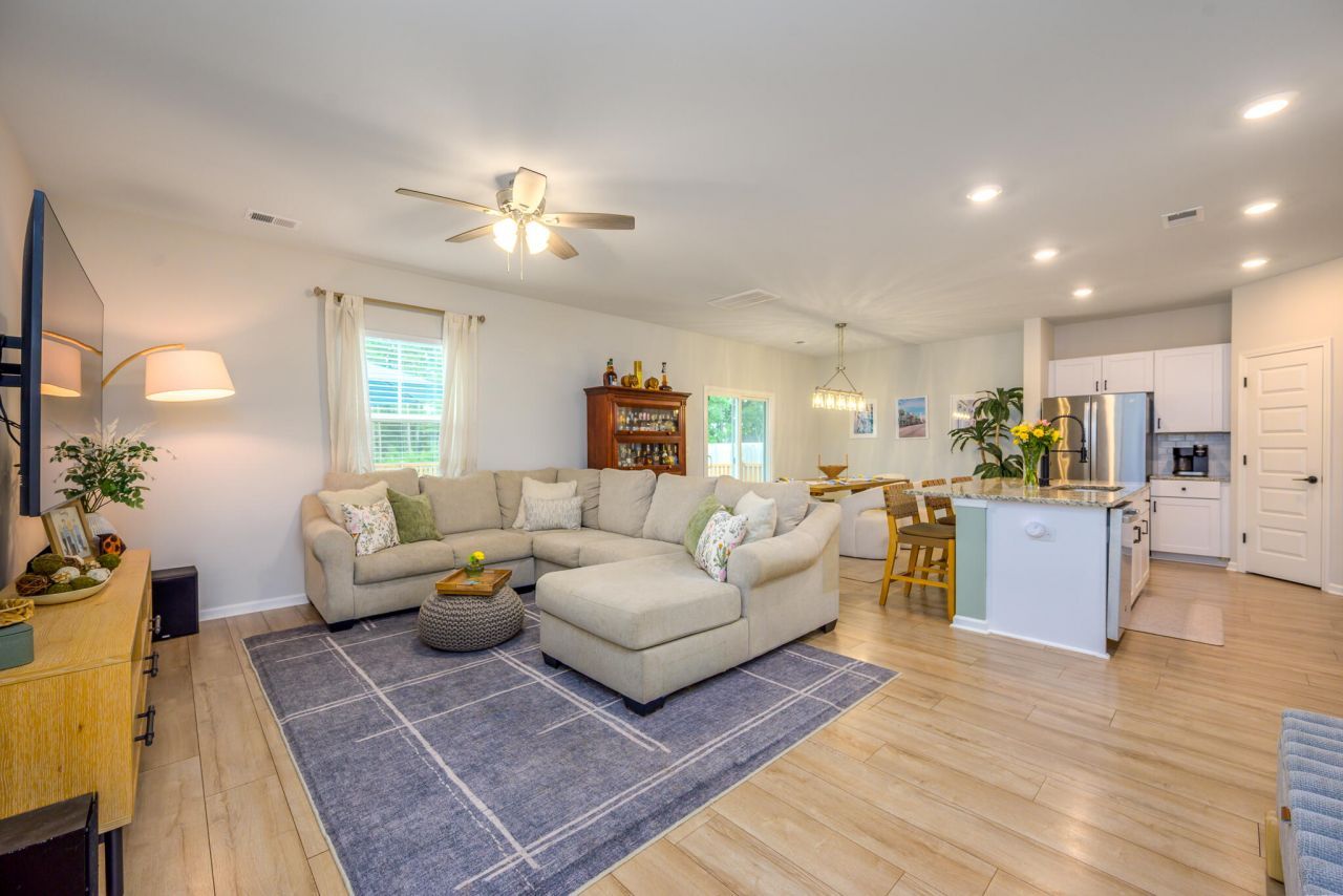 541 Spanish Wells Road Photo 10