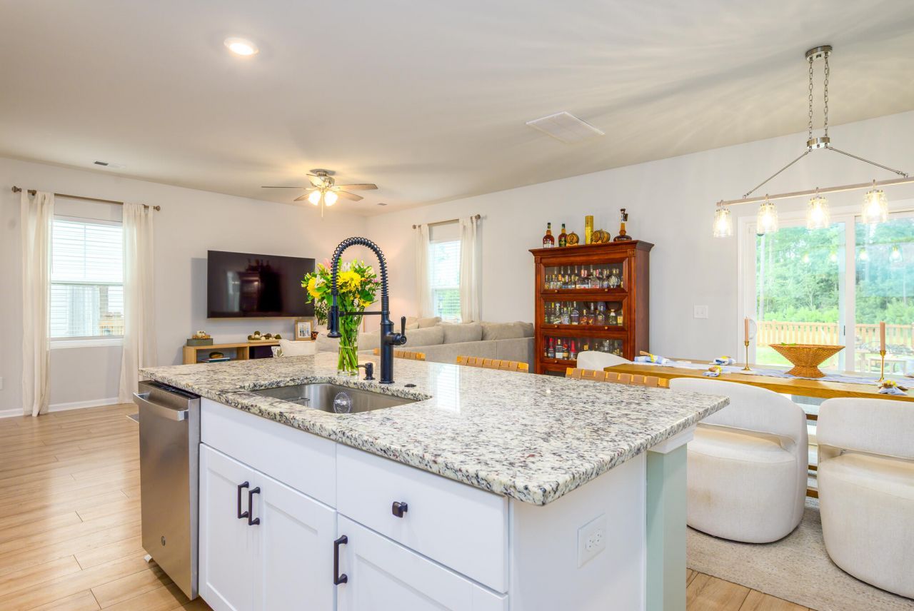 541 Spanish Wells Road Photo 17