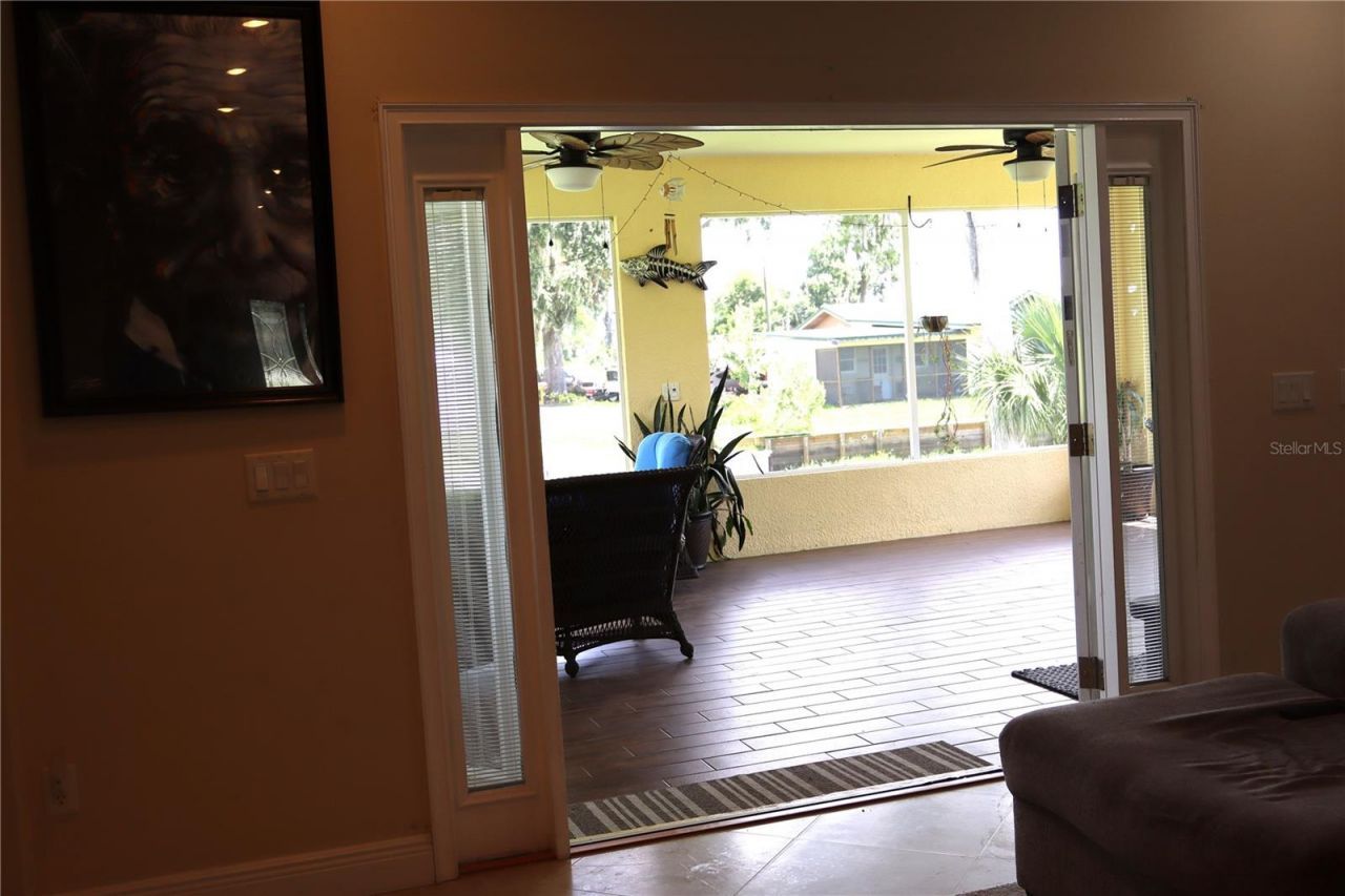 876 Cr 467, Lake Panasoffkee, FL 33538 Photo